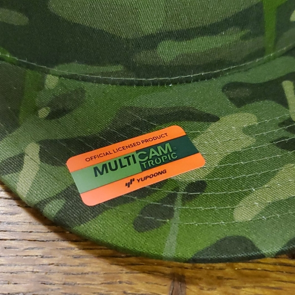 YUPOONG, NWT, MULTCAM, ARID, SNAPBACK, TRU… - Picture 5 of 6